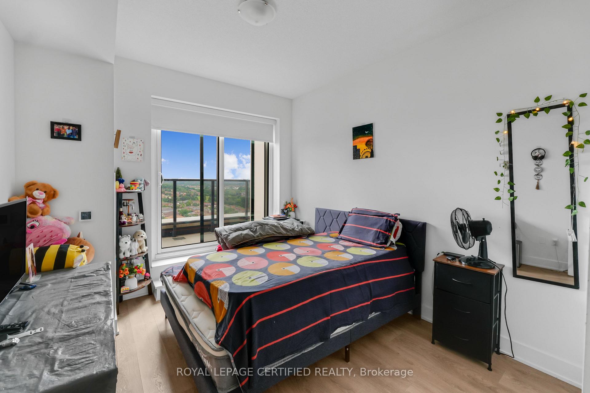 Photo 22 of Unit 1803, 202 Burnhamthorpe Road E, Mississauga, City Centre — HOMEH