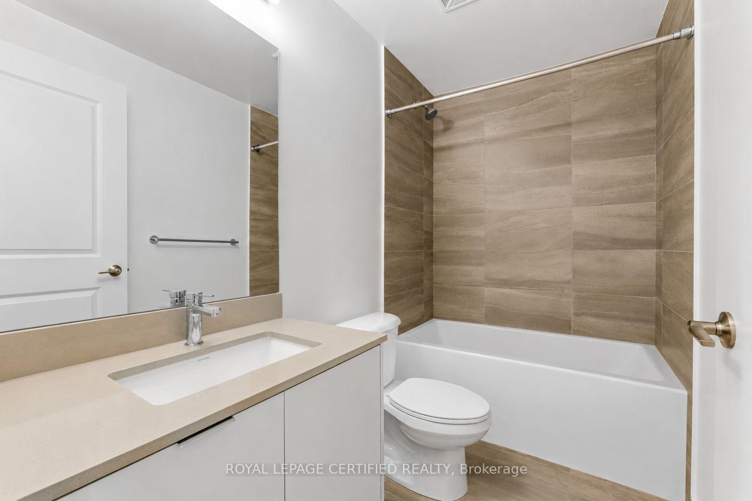 Photo 25 of Unit 1803, 202 Burnhamthorpe Road E, Mississauga, City Centre — HOMEH