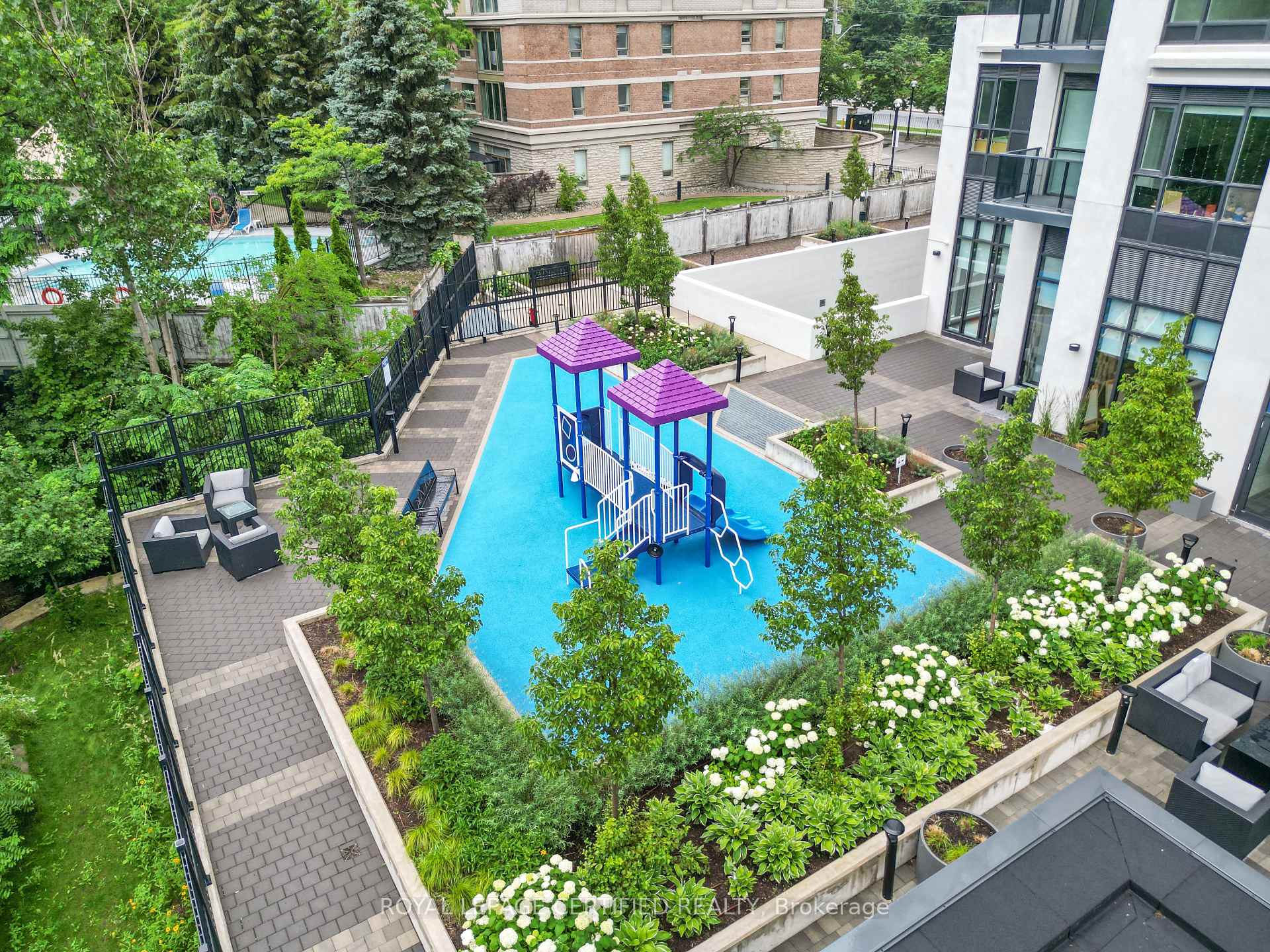 Photo 27 of Unit 1803, 202 Burnhamthorpe Road E, Mississauga, City Centre — HOMEH