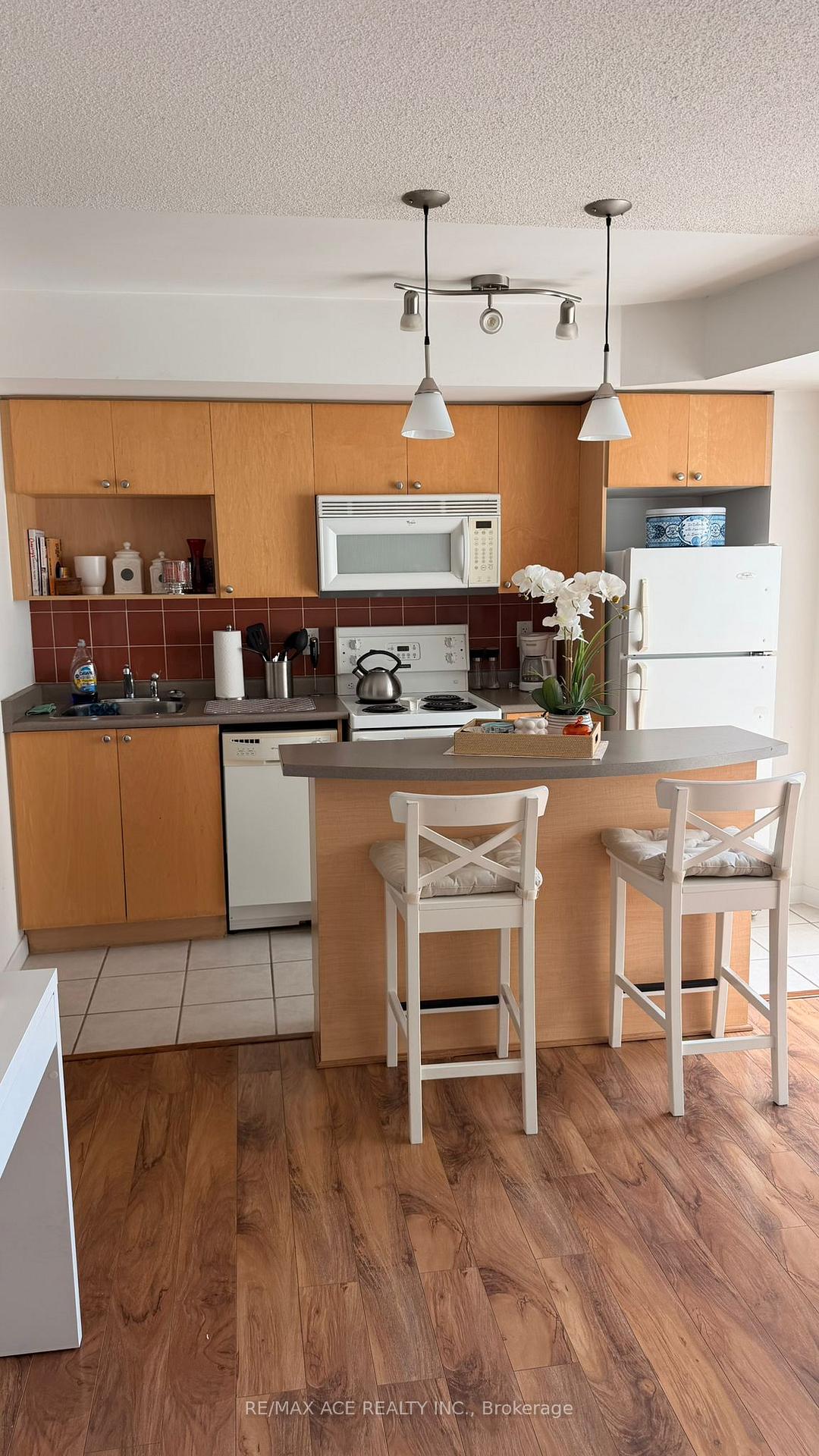 Photo 13 of Unit 712, 18 Yonge Street, Toronto, Waterfront Communities — HOMEH