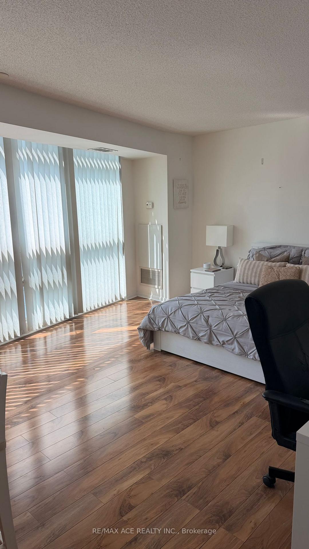 Photo 17 of Unit 712, 18 Yonge Street, Toronto, Waterfront Communities — HOMEH