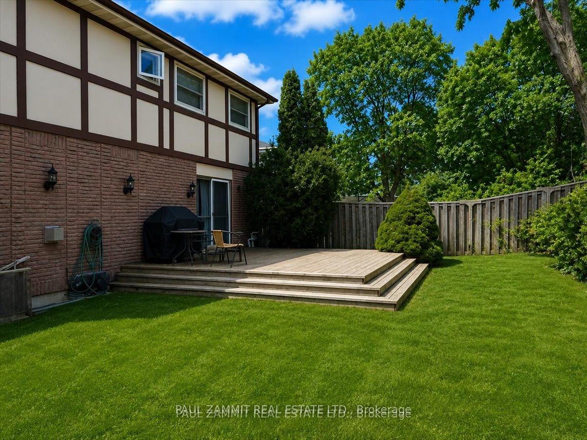 Photo 4 of 210 Bayview Fairways Drive, Markham, Bayview Fairway-Bayview Country Club Estates — HOMEH