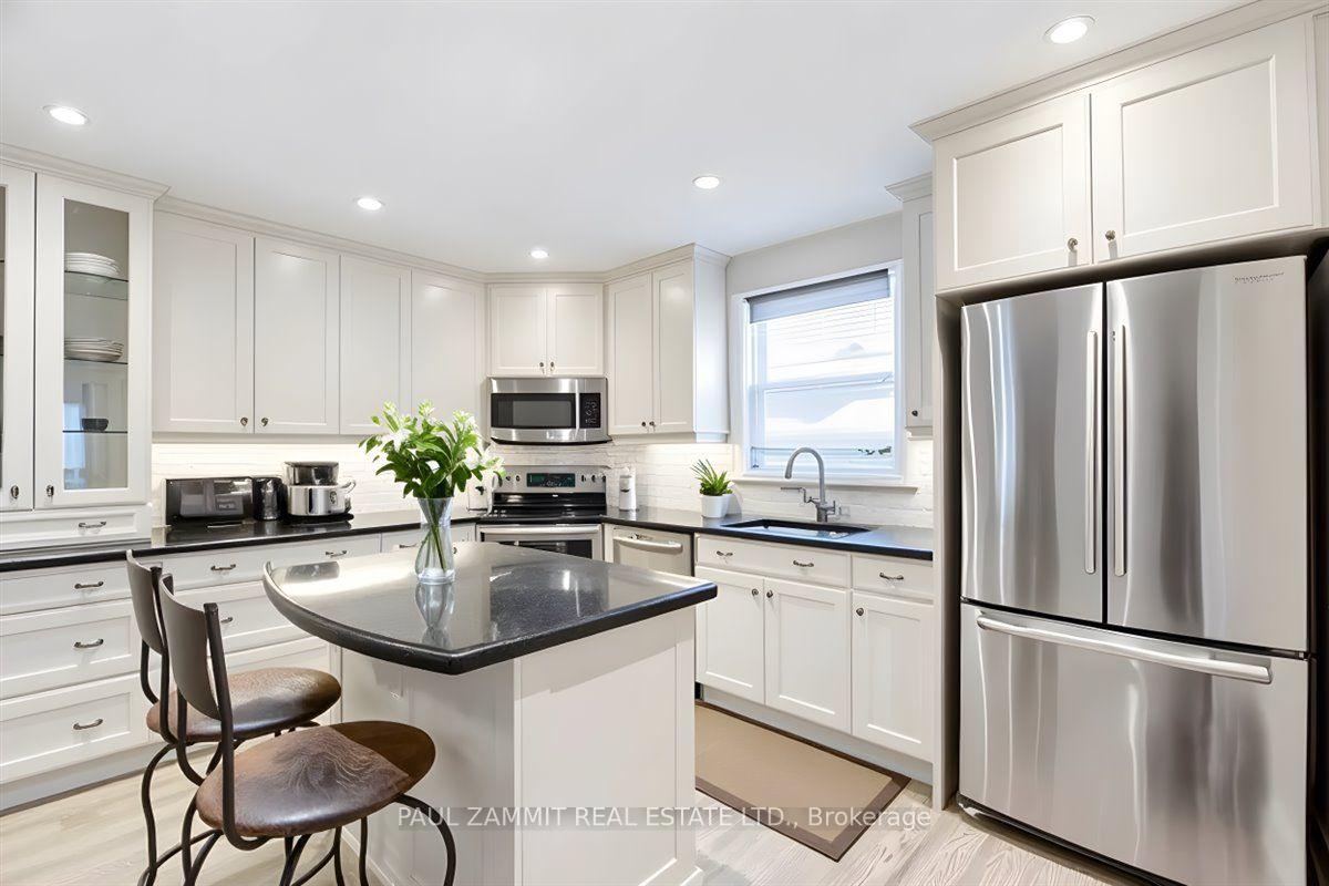 Photo 13 of 210 Bayview Fairways Drive, Markham, Bayview Fairway-Bayview Country Club Estates — HOMEH