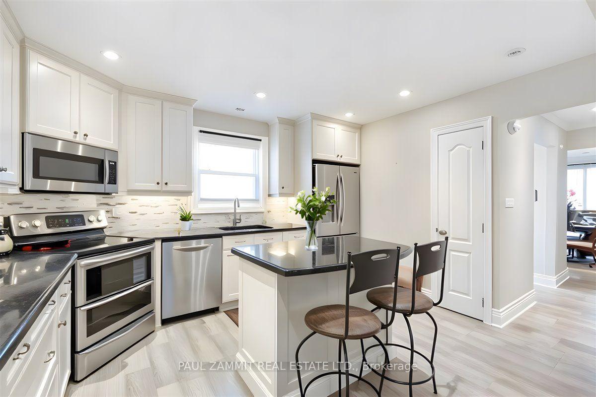 Photo 14 of 210 Bayview Fairways Drive, Markham, Bayview Fairway-Bayview Country Club Estates — HOMEH