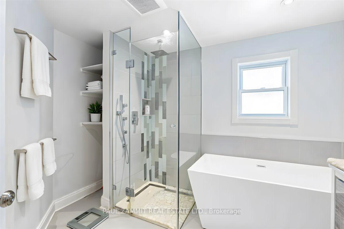 Photo 20 of 210 Bayview Fairways Drive, Markham, Bayview Fairway-Bayview Country Club Estates — HOMEH