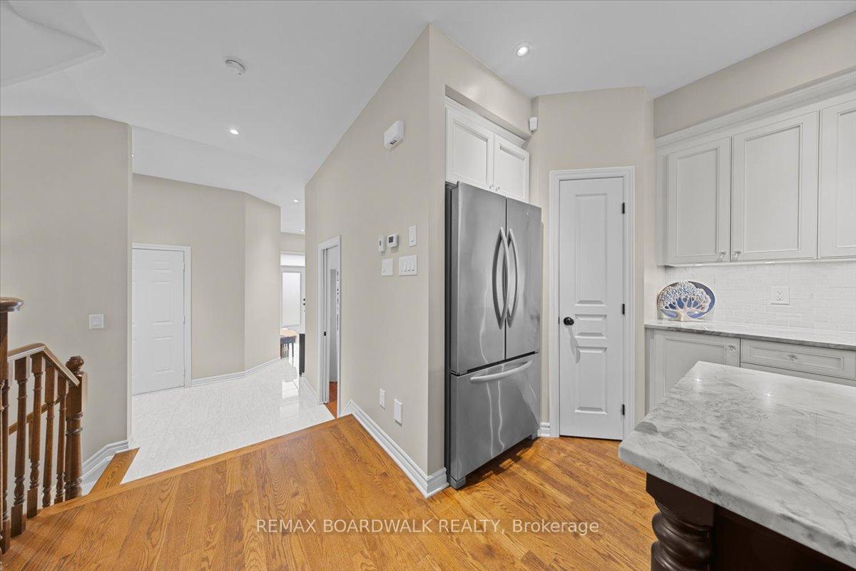 Photo 16 of 638 Guernsey Place, Ottawa, Riverside South/Gloucester Glen — HOMEH