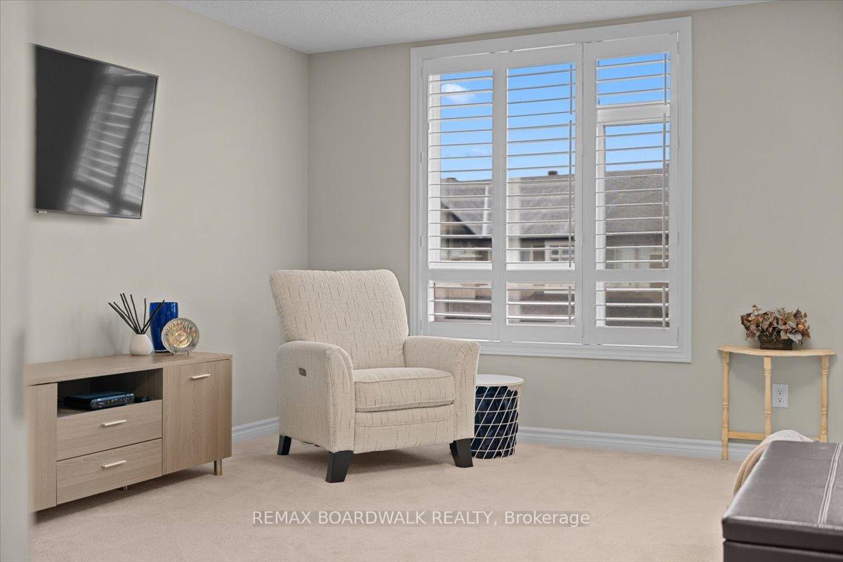 Photo 24 of 638 Guernsey Place, Ottawa, Riverside South/Gloucester Glen — HOMEH