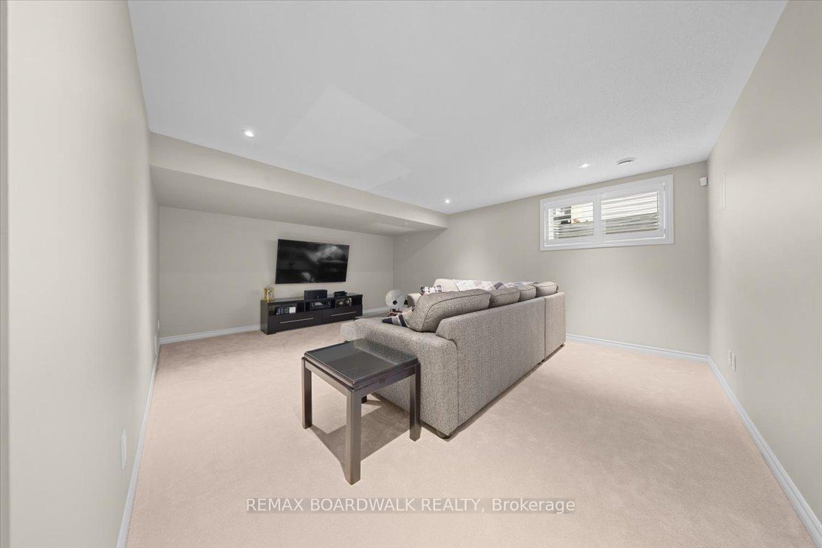 Photo 47 of 638 Guernsey Place, Ottawa, Riverside South/Gloucester Glen — HOMEH