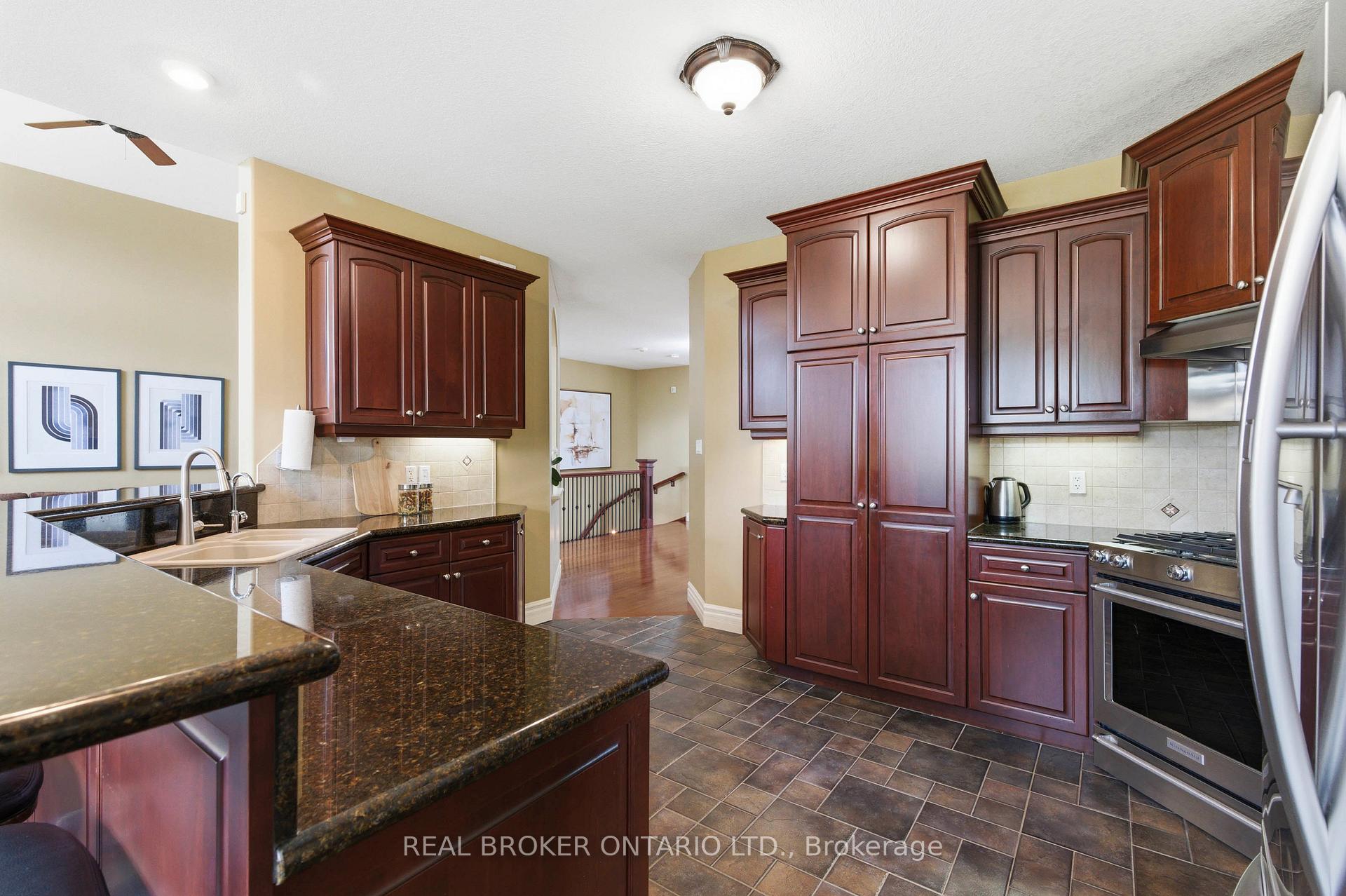 Photo 6 of 114 Pennsylvania Crescent, Kitchener, Pioneer Tower West — HOMEH