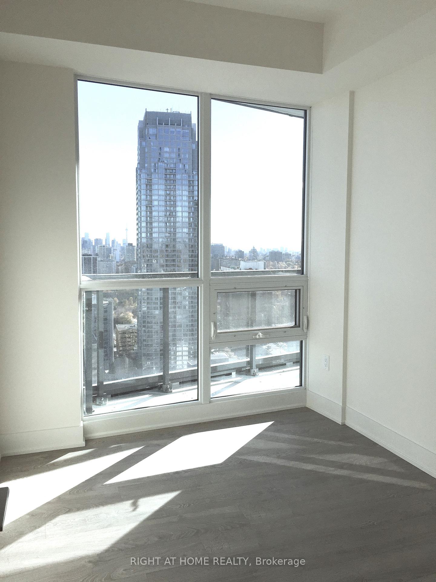 Photo 13 of Unit 2802, 30 Roehampton Avenue, Toronto, Mount Pleasant East — HOMEH