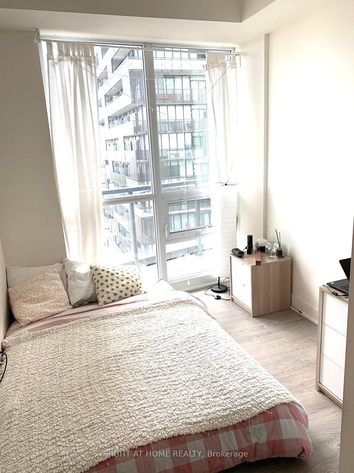Photo 14 of Unit 2802, 30 Roehampton Avenue, Toronto, Mount Pleasant East — HOMEH