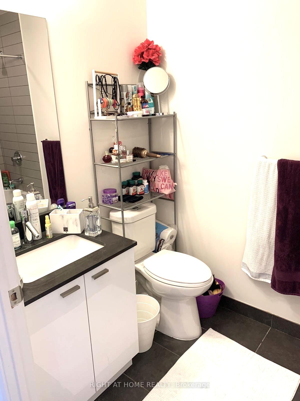 Photo 15 of Unit 2802, 30 Roehampton Avenue, Toronto, Mount Pleasant East — HOMEH