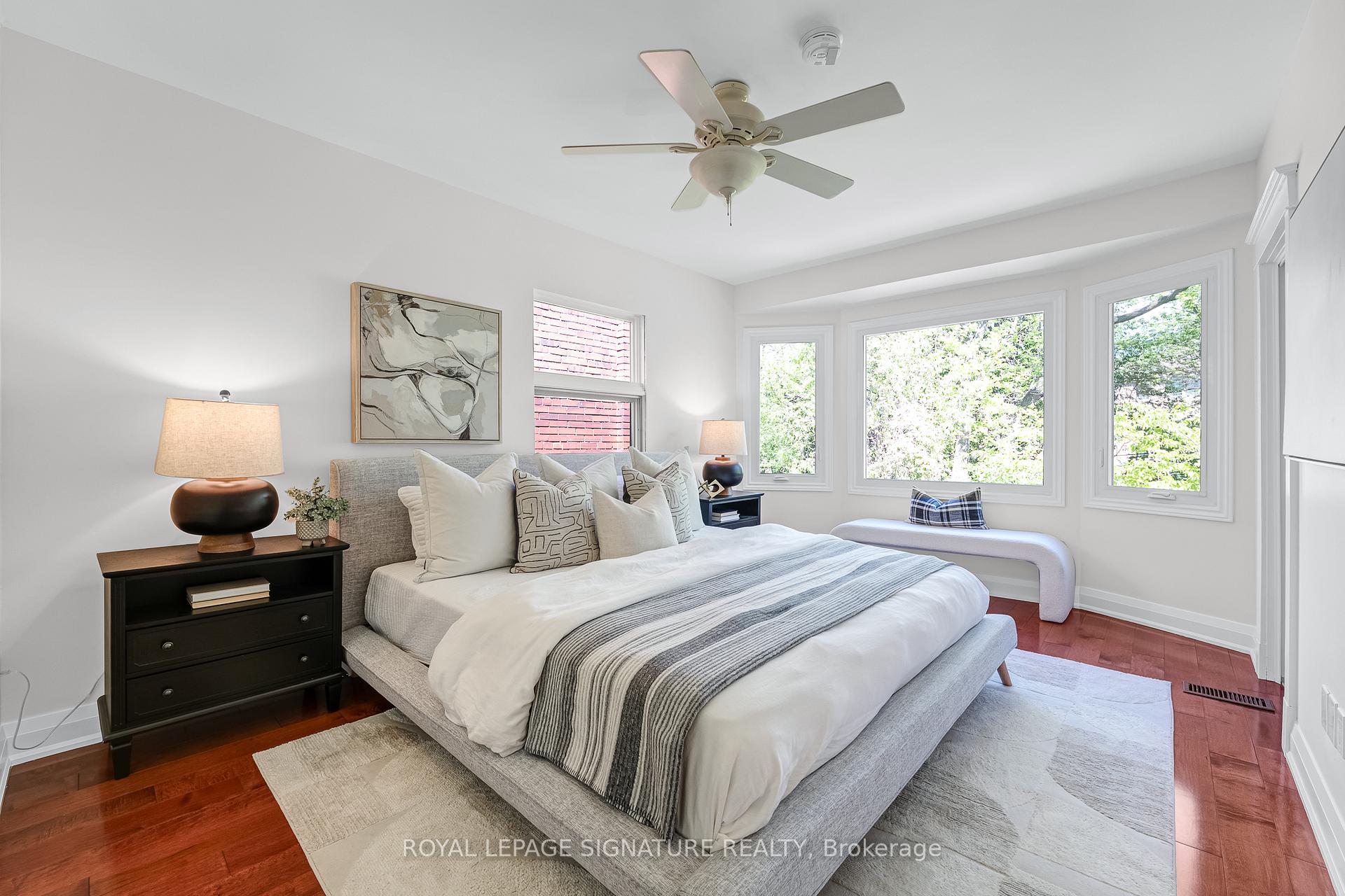 Photo 11 of 90 Roselawn Avenue, Toronto, Yonge-Eglinton — HOMEH
