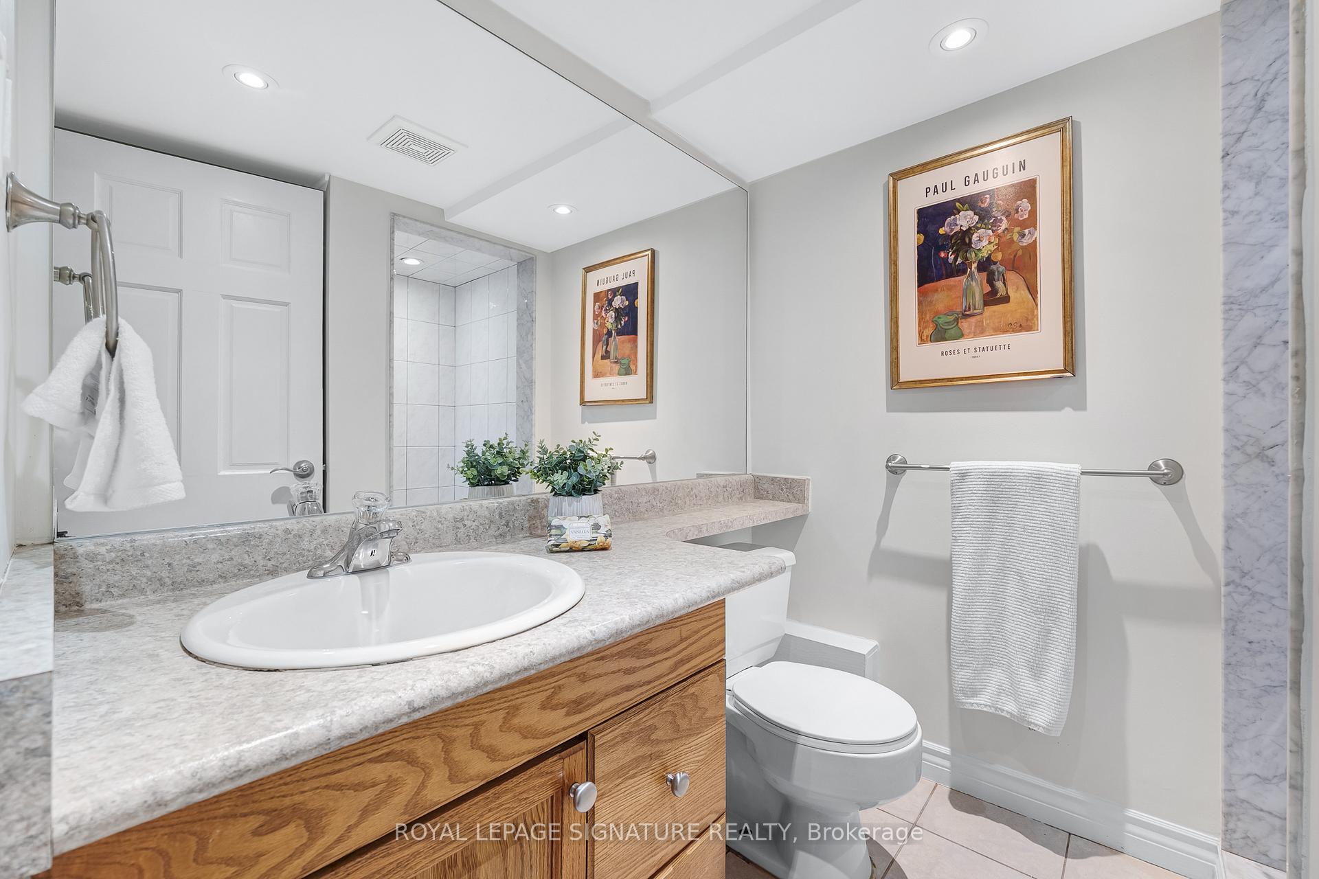 Photo 24 of 90 Roselawn Avenue, Toronto, Yonge-Eglinton — HOMEH