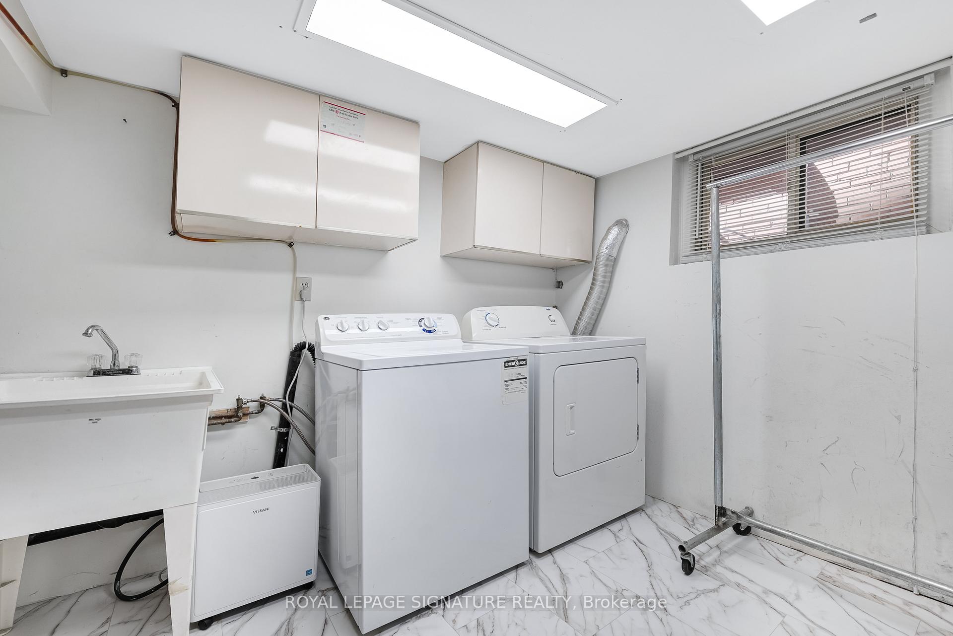 Photo 25 of 90 Roselawn Avenue, Toronto, Yonge-Eglinton — HOMEH