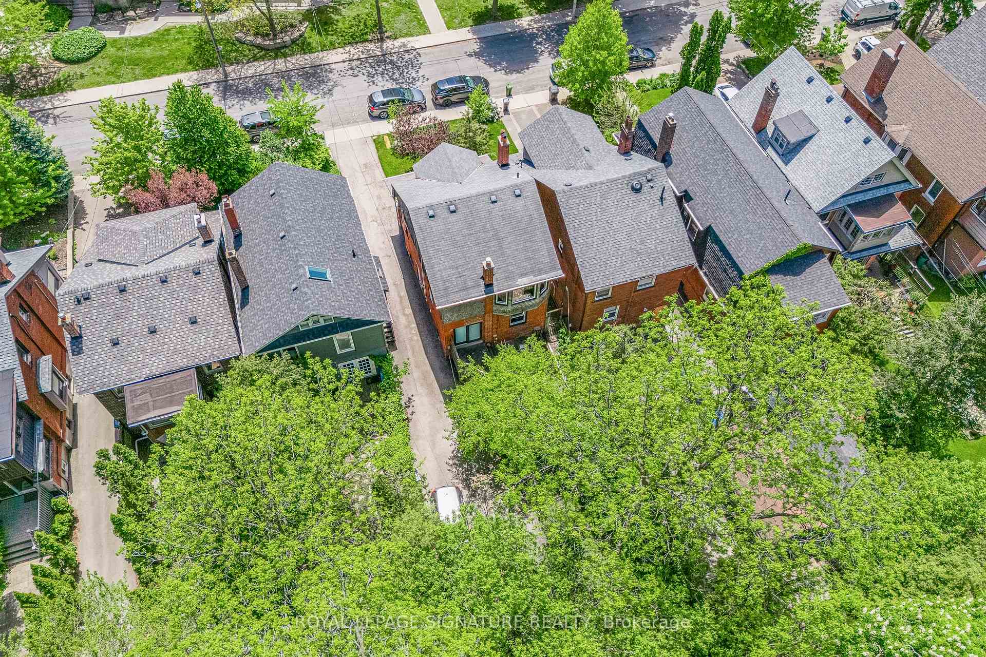 Photo 26 of 90 Roselawn Avenue, Toronto, Yonge-Eglinton — HOMEH