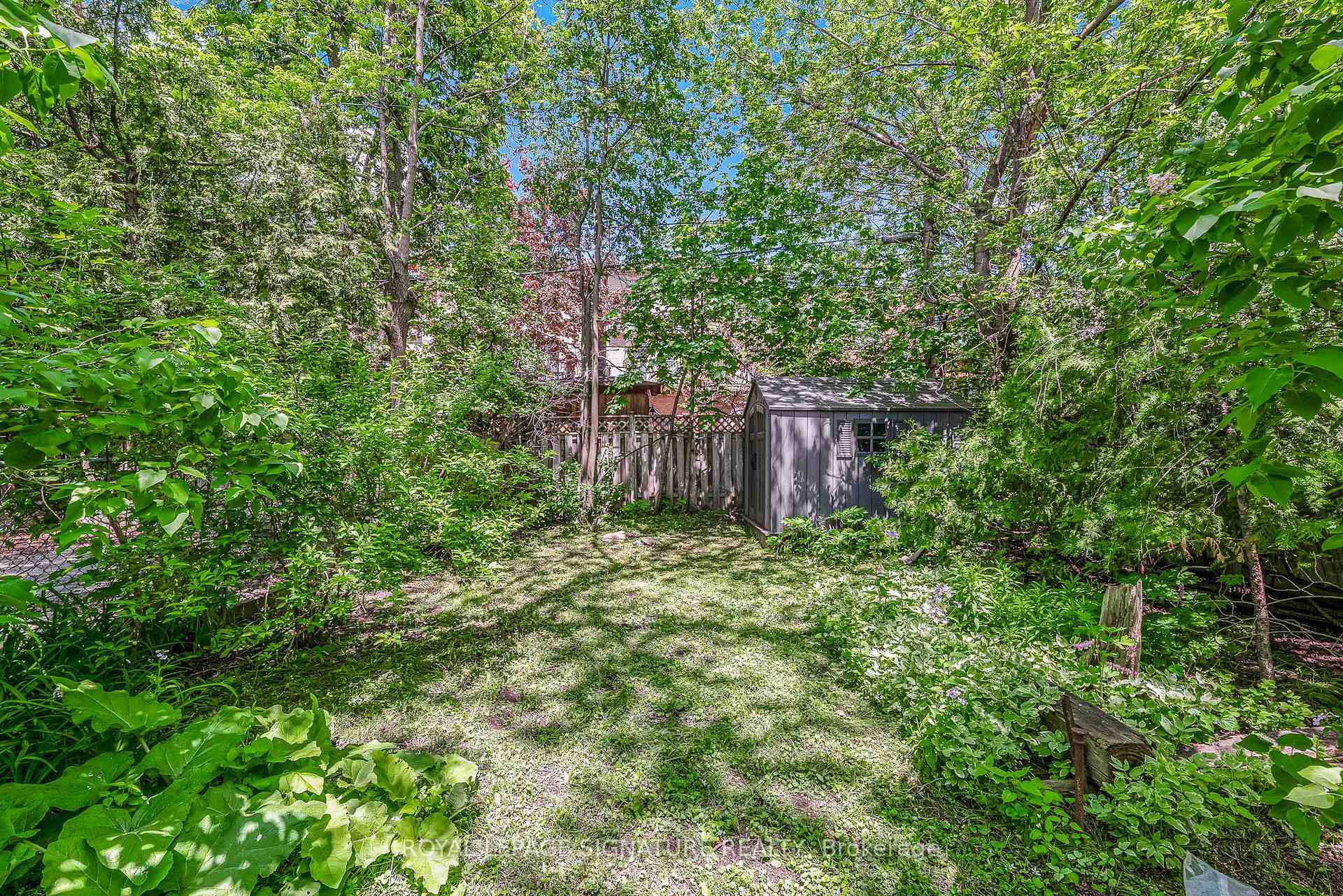 Photo 29 of 90 Roselawn Avenue, Toronto, Yonge-Eglinton — HOMEH