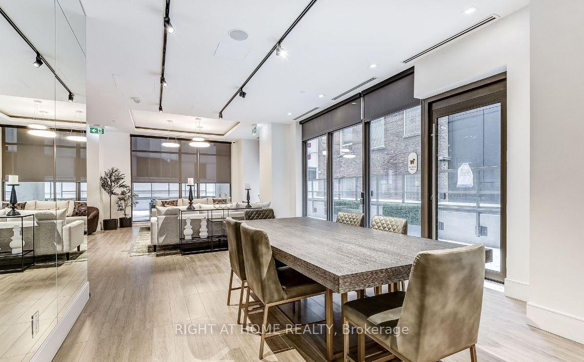 Photo 15 of Unit 3720, 28 Widmer Street, Toronto, Waterfront Communities — HOMEH