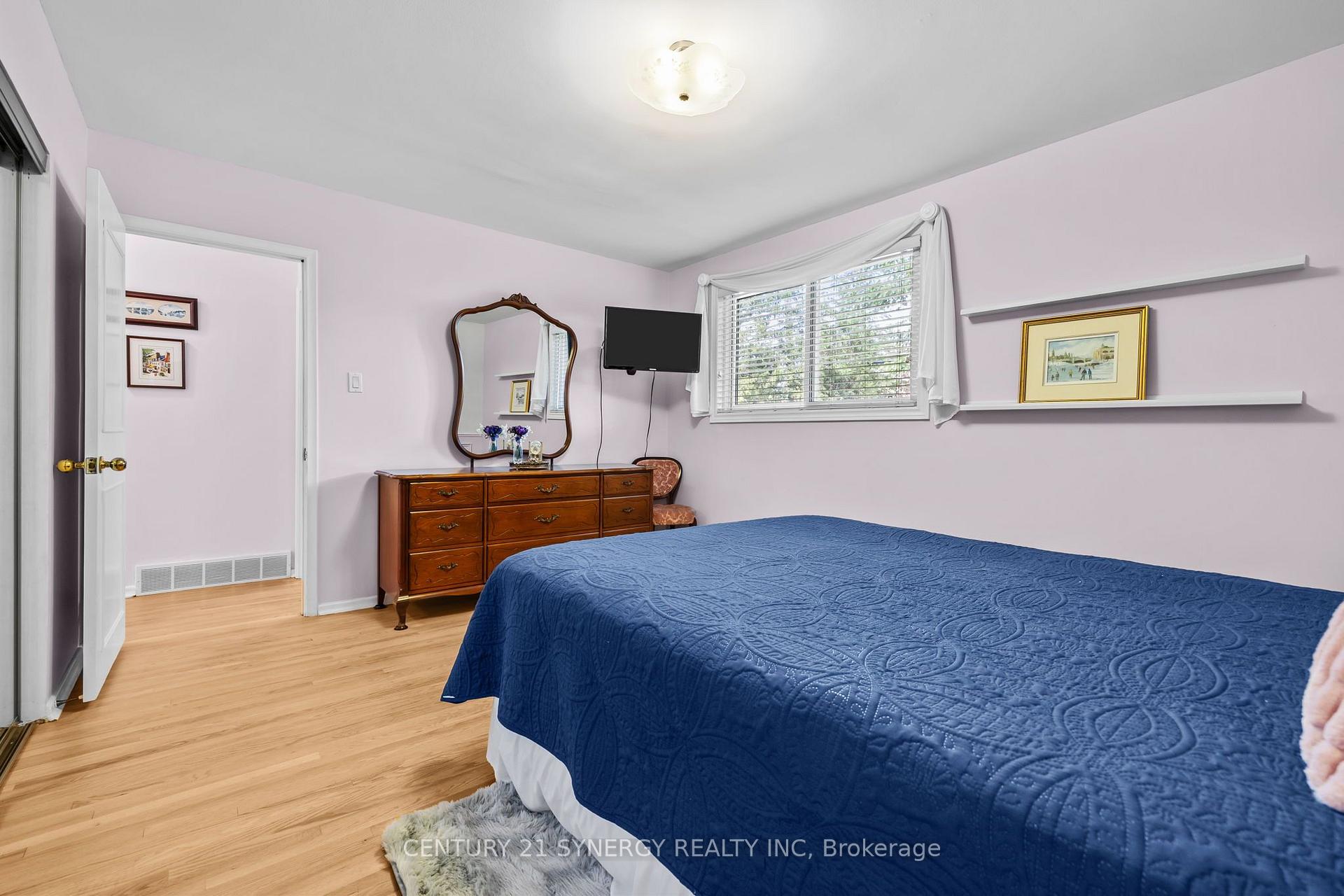 Photo 26 of 2201 Haig Drive, Ottawa, Elmvale Acres — HOMEH
