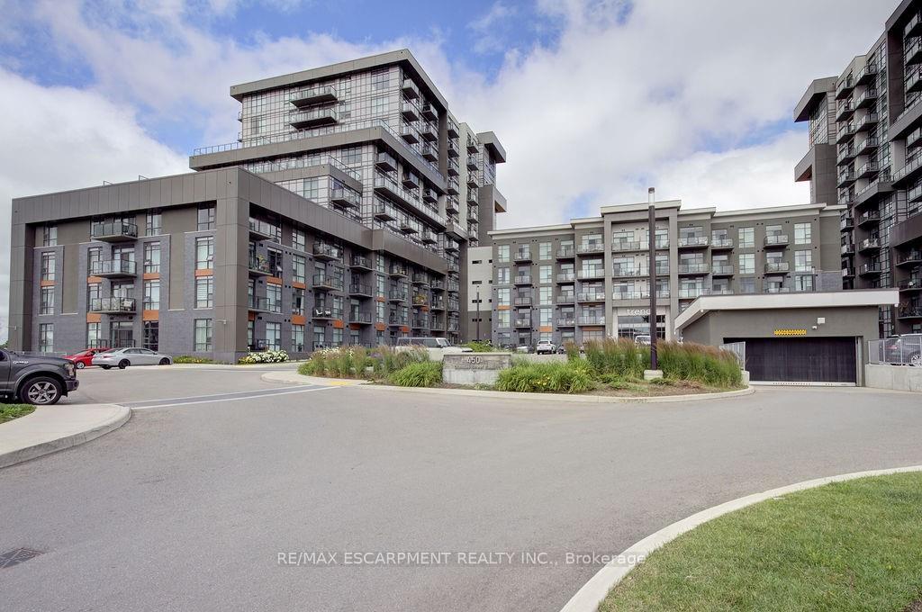 Photo 1 of Unit 110, 450 Dundas Street E, Hamilton, Waterdown — HOMEH