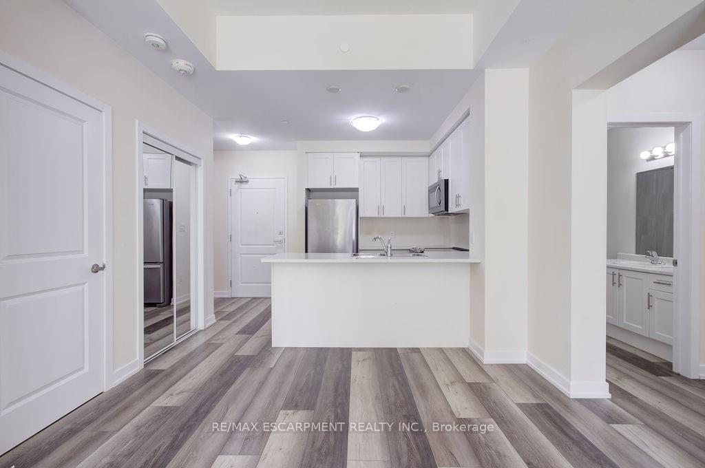 Photo 6 of Unit 110, 450 Dundas Street E, Hamilton, Waterdown — HOMEH