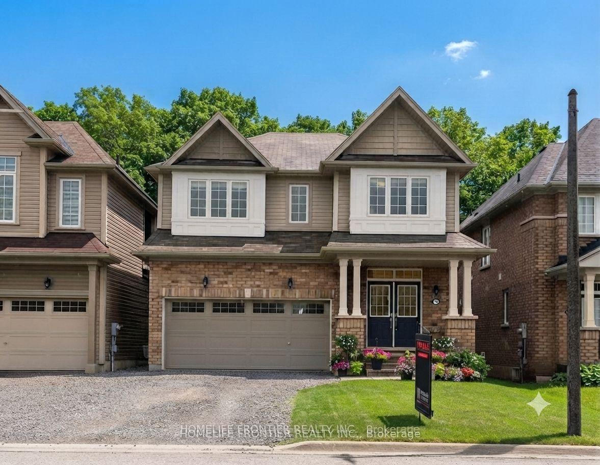 Front of 127 Munro Circle