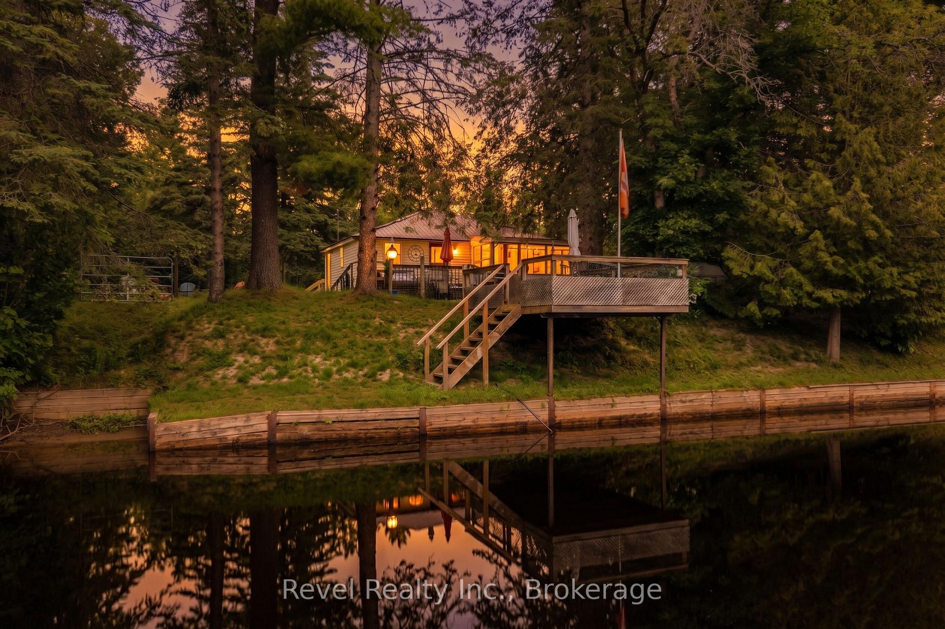 Photo 1 of 59 Brook Road, Kawartha Lakes, Fenelon Falls — HOMEH