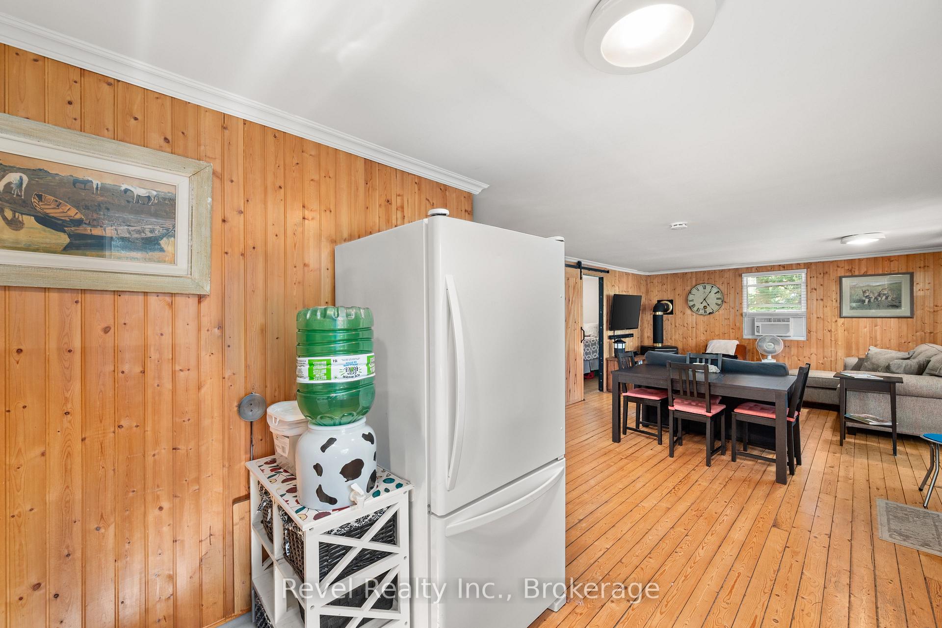 Photo 12 of 59 Brook Road, Kawartha Lakes, Fenelon Falls — HOMEH