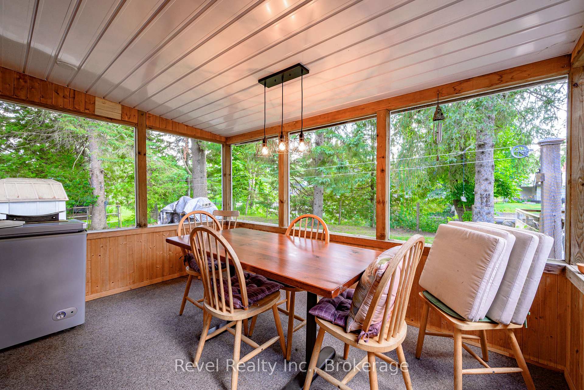 Photo 17 of 59 Brook Road, Kawartha Lakes, Fenelon Falls — HOMEH