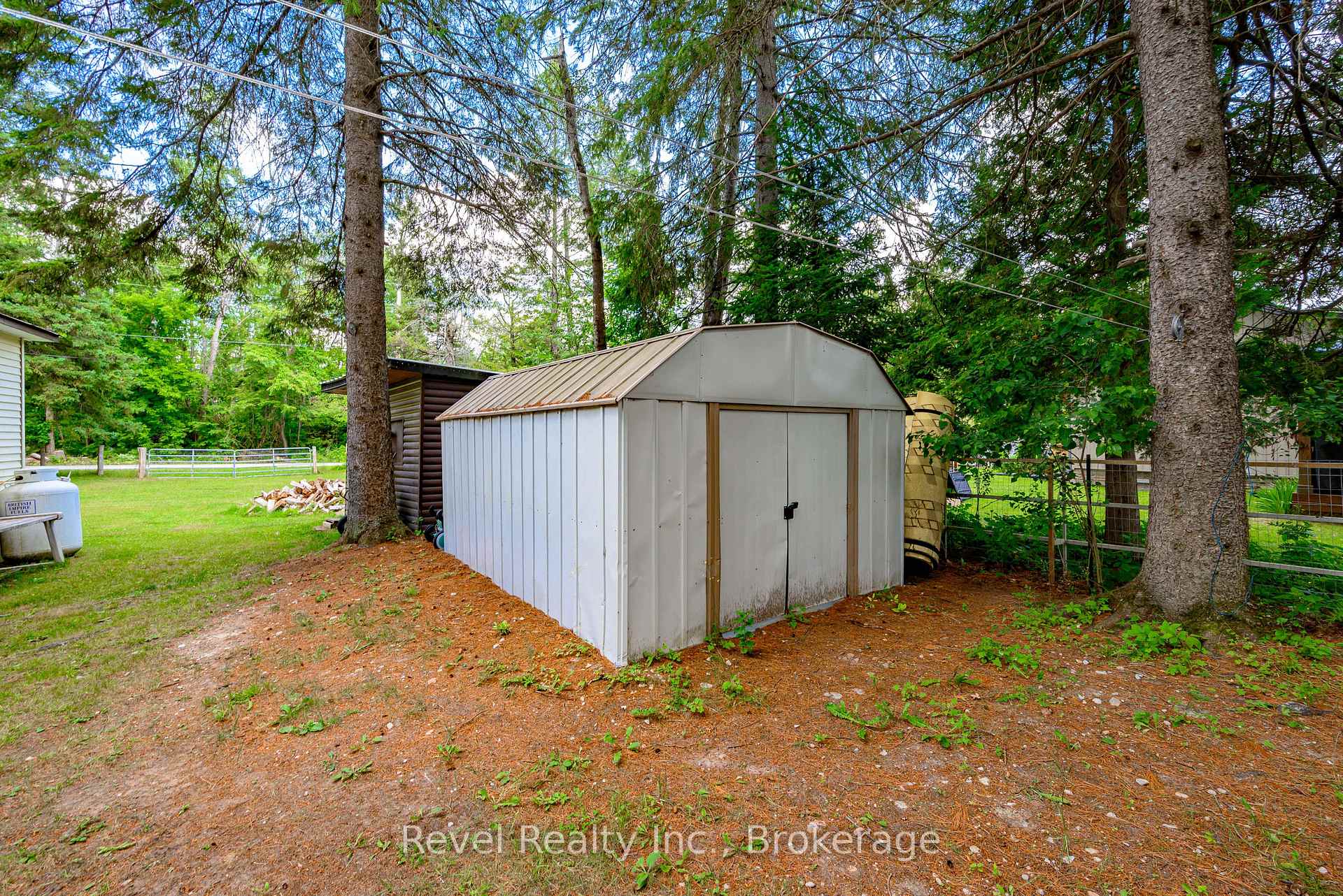 Photo 36 of 59 Brook Road, Kawartha Lakes, Fenelon Falls — HOMEH