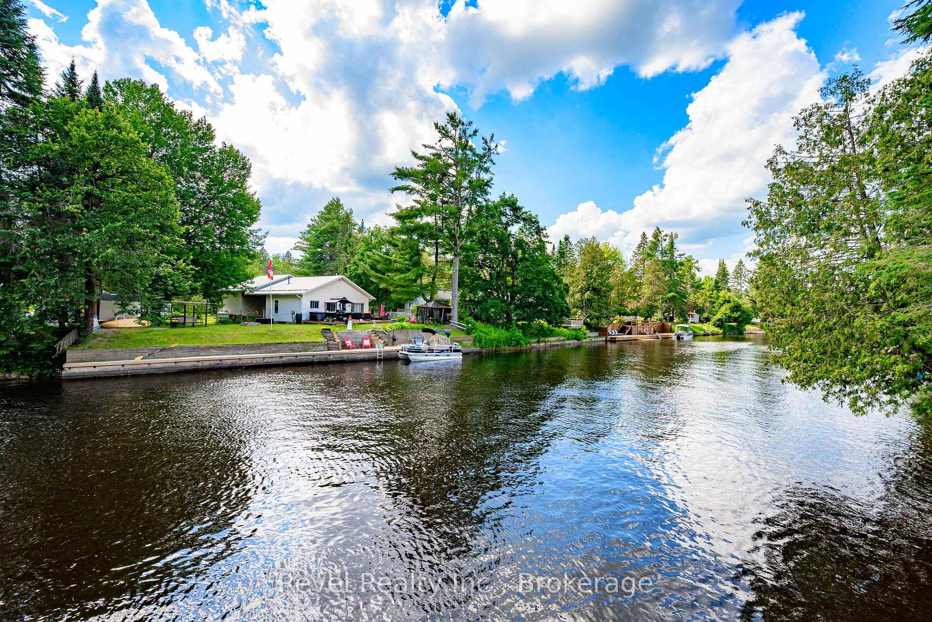 Photo 43 of 59 Brook Road, Kawartha Lakes, Fenelon Falls — HOMEH
