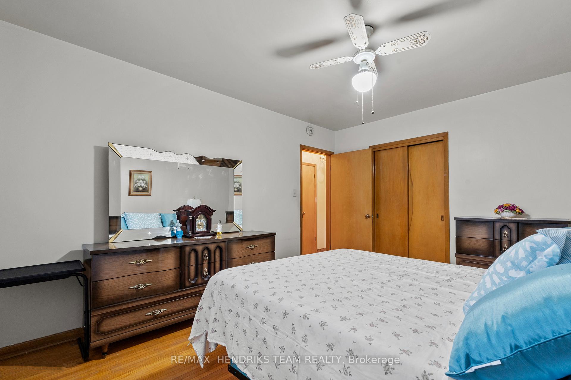 Photo 17 of 247 Grantham Avenue, St. Catharines, Facer — HOMEH
