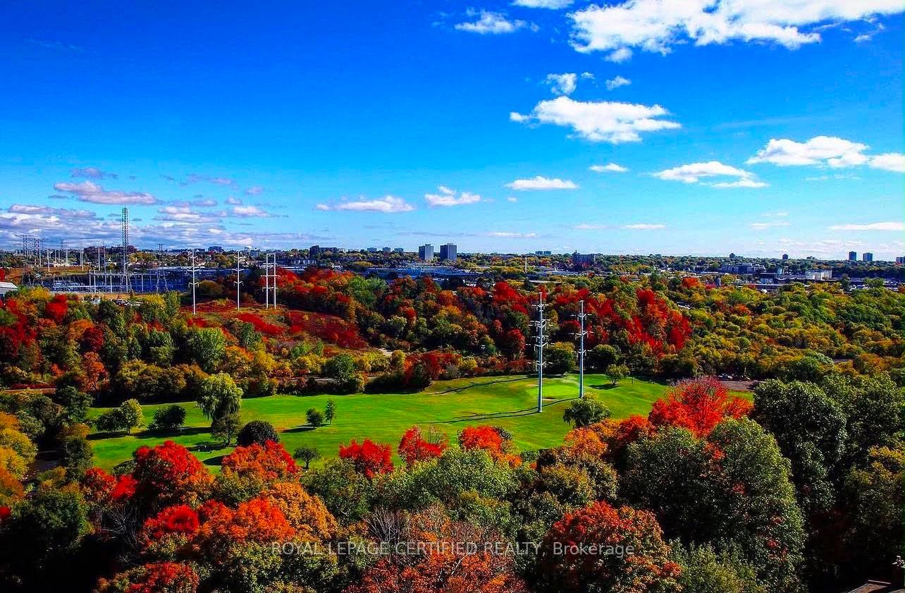 Photo 16 of Unit 1610, 5 Shady Golfway, Toronto, Flemingdon Park — HOMEH