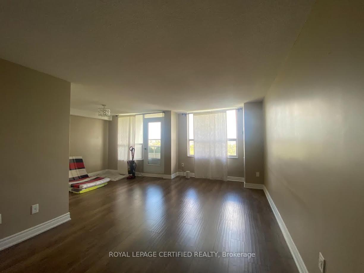 Photo 5 of Unit 1610, 5 Shady Golfway, Toronto, Flemingdon Park — HOMEH