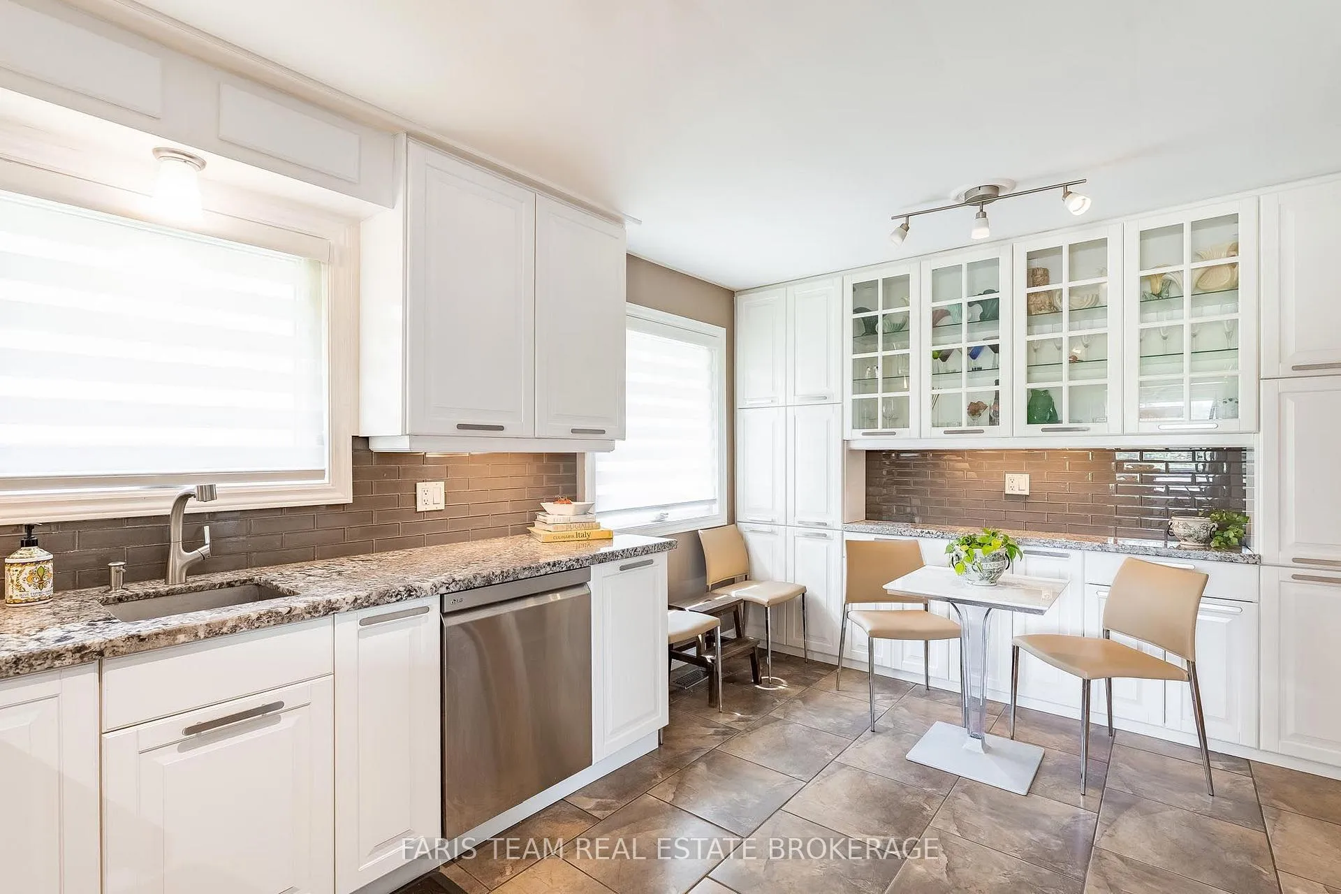 Photo 8 of 246 Sunnidale Road, Barrie, Sunnidale — HOMEH