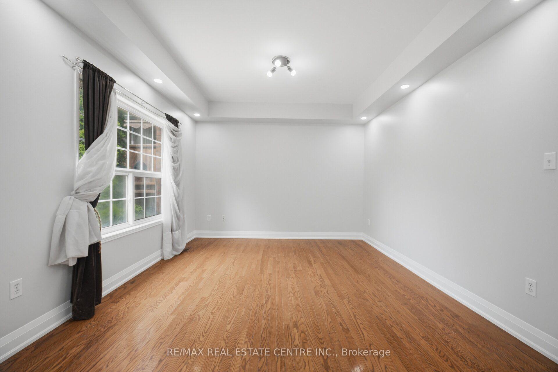 Photo 20 of Unit UPPER LEVEL, 3857 Brinwood Gate, Mississauga, Churchill Meadows — HOMEH