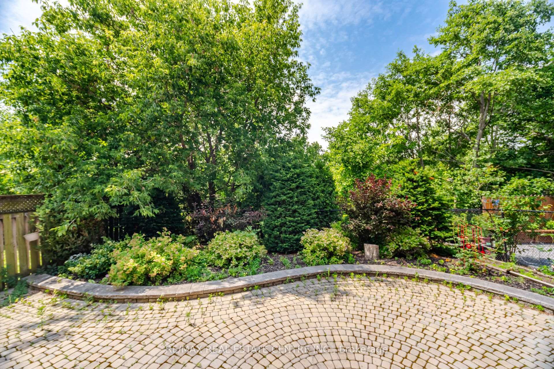 Photo 38 of Unit UPPER LEVEL, 3857 Brinwood Gate, Mississauga, Churchill Meadows — HOMEH