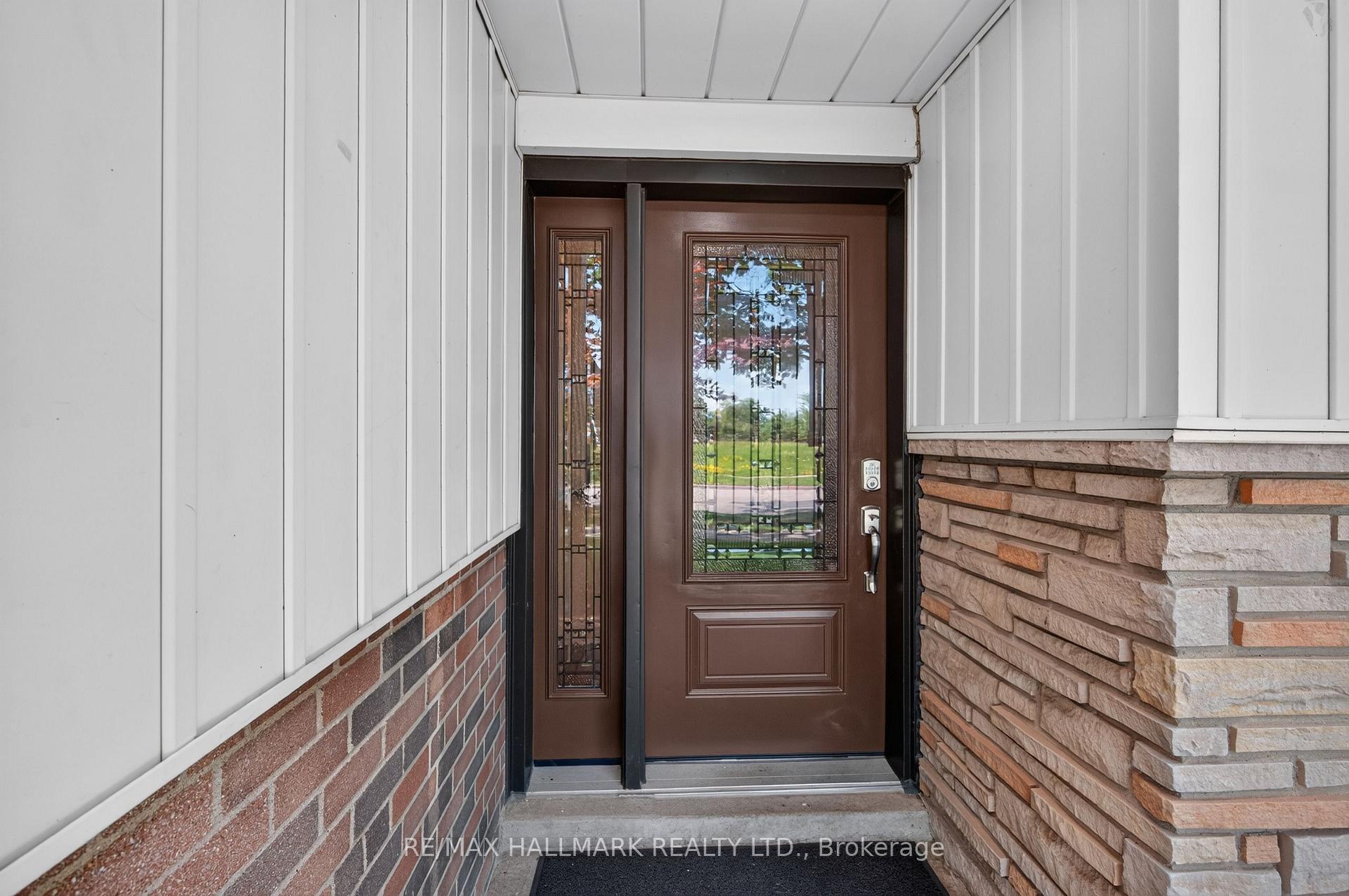 Photo 4 of 52 Clement Road, Etobicoke, Willowridge-Martingrove-Richview — HOMEH