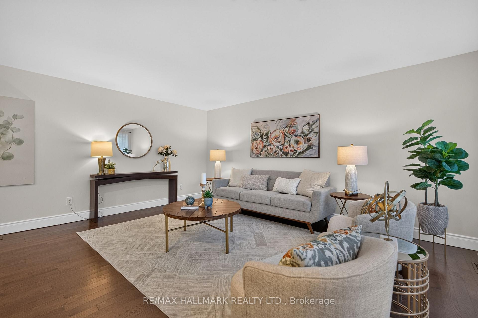 Photo 15 of 52 Clement Road, Etobicoke, Willowridge-Martingrove-Richview — HOMEH