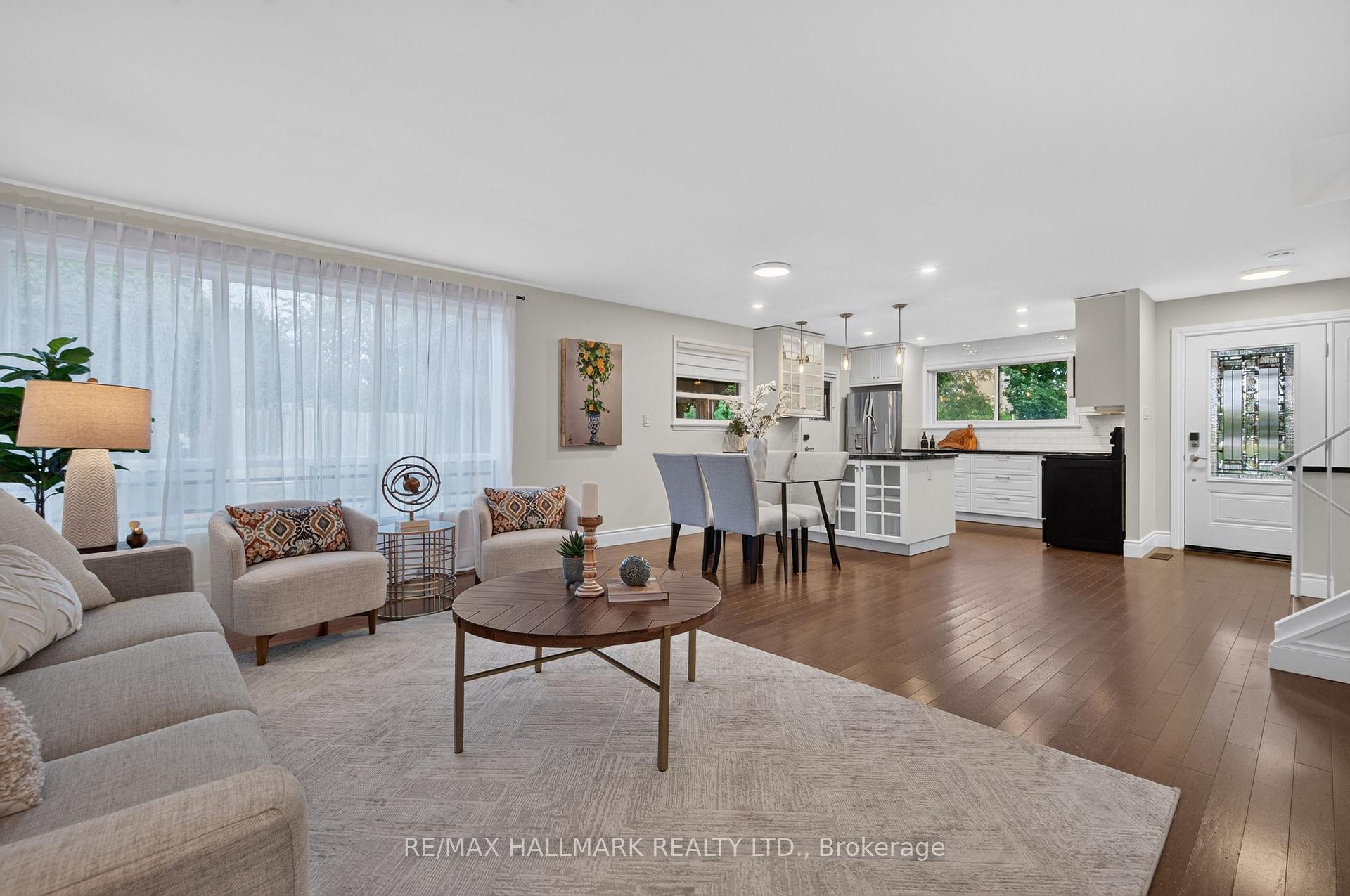 Photo 17 of 52 Clement Road, Etobicoke, Willowridge-Martingrove-Richview — HOMEH