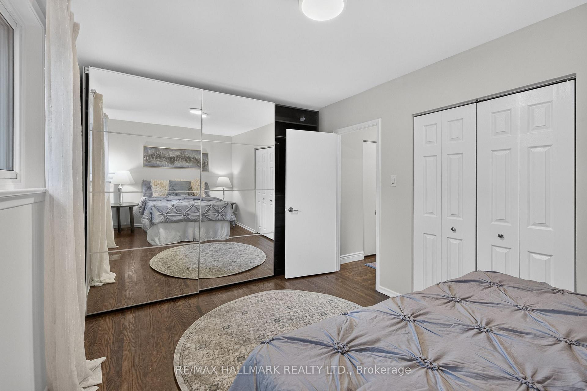Photo 23 of 52 Clement Road, Etobicoke, Willowridge-Martingrove-Richview — HOMEH