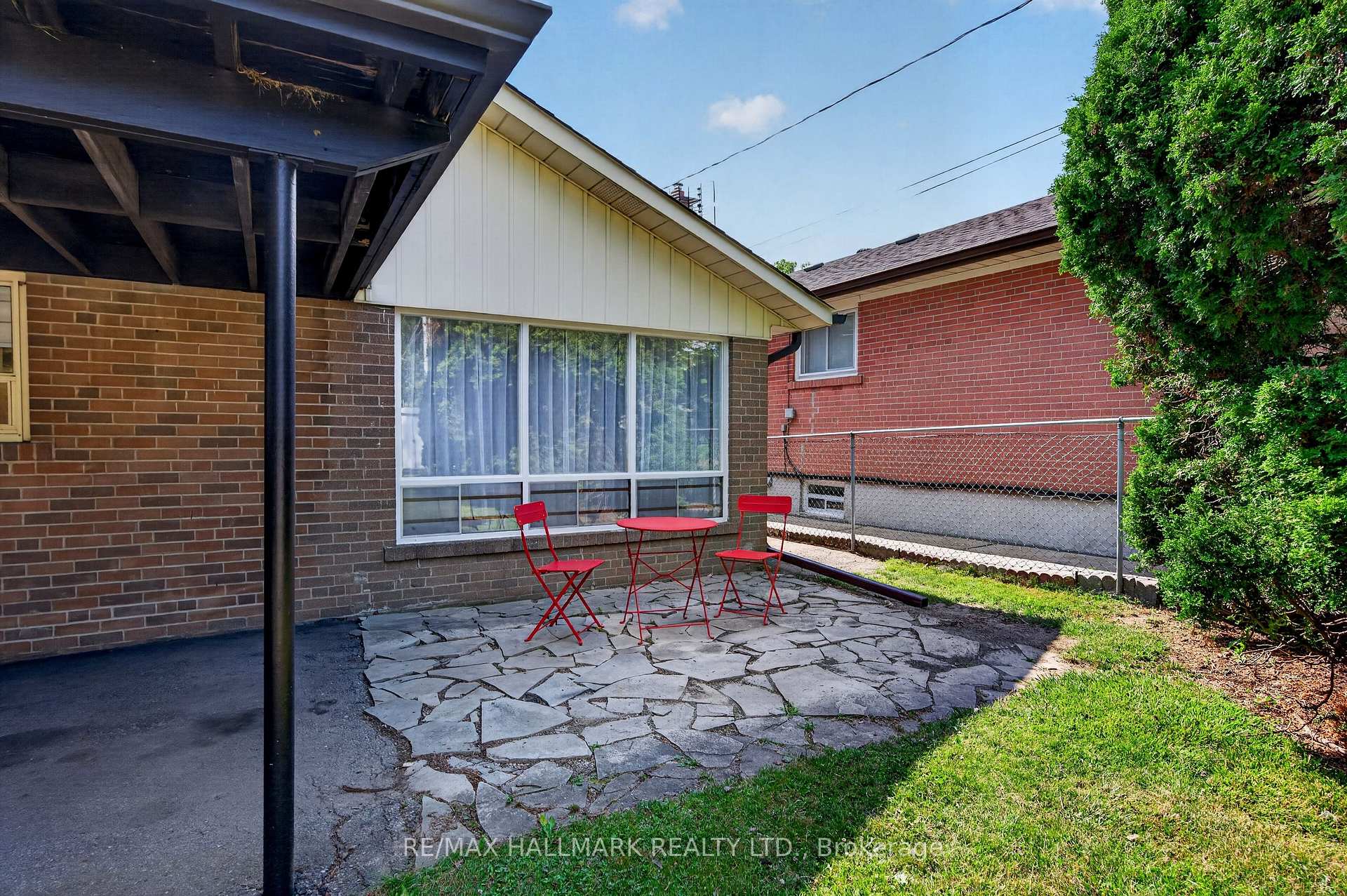 Photo 35 of 52 Clement Road, Etobicoke, Willowridge-Martingrove-Richview — HOMEH