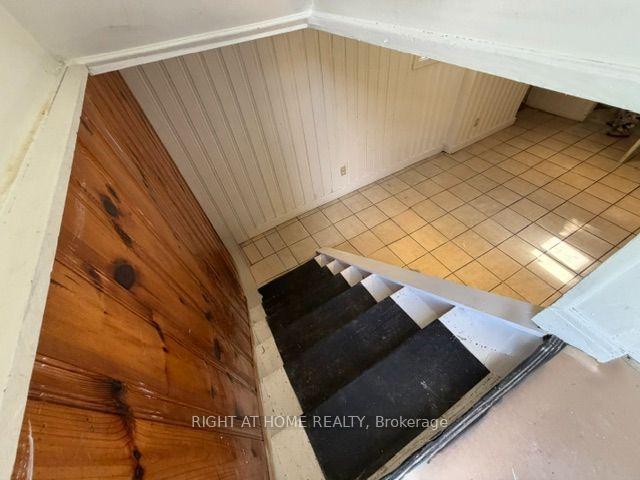 Photo 14 of Unit Lower Unit, 40 Gilbey Drive, Ottawa, City View/Skyline/Fisher Heights/Parkwood Hills — HOMEH