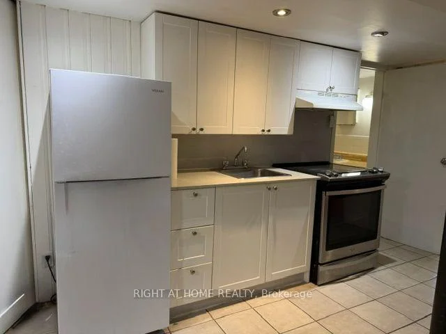 Photo 33 of Unit Lower Unit, 40 Gilbey Drive, Ottawa, City View/Skyline/Fisher Heights/Parkwood Hills — HOMEH