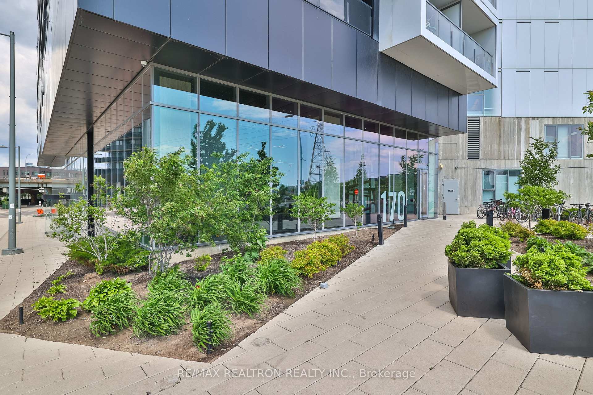 Photo 42 of Unit 603, 170 Bayview Avenue, Toronto, Waterfront Communities — HOMEH