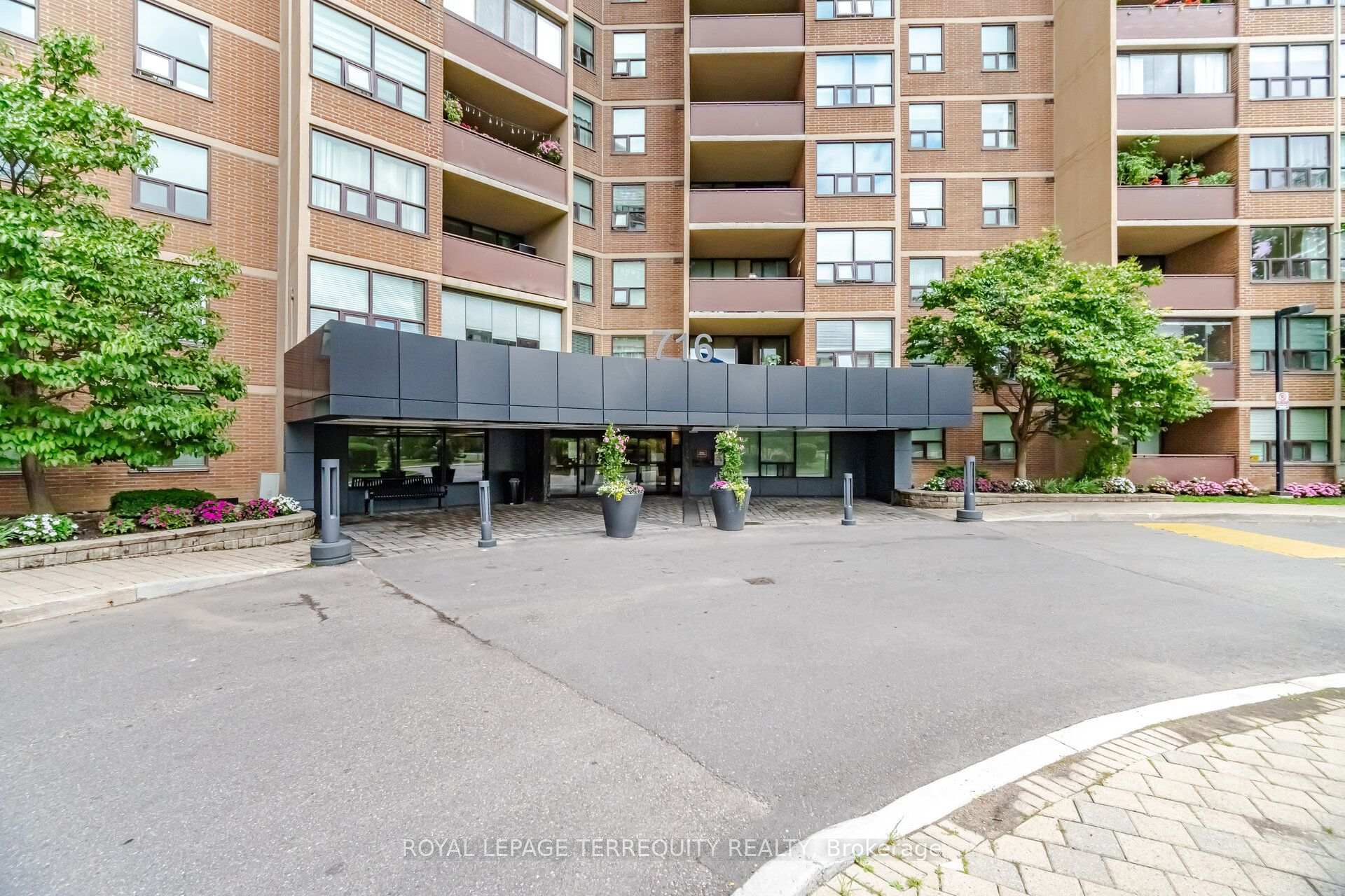 Photo 3 of Unit 1504, 716 The West Mall, Etobicoke, Eringate-Centennial-West Deane — HOMEH