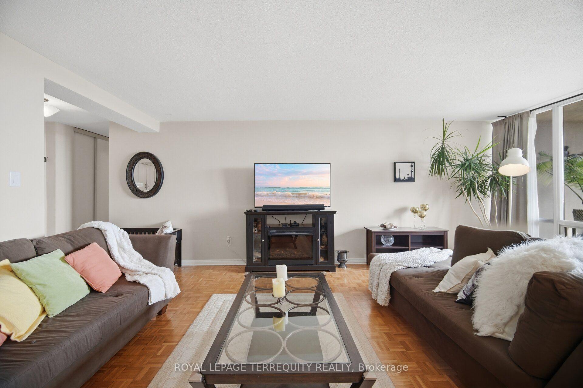 Photo 12 of Unit 1504, 716 The West Mall, Etobicoke, Eringate-Centennial-West Deane — HOMEH