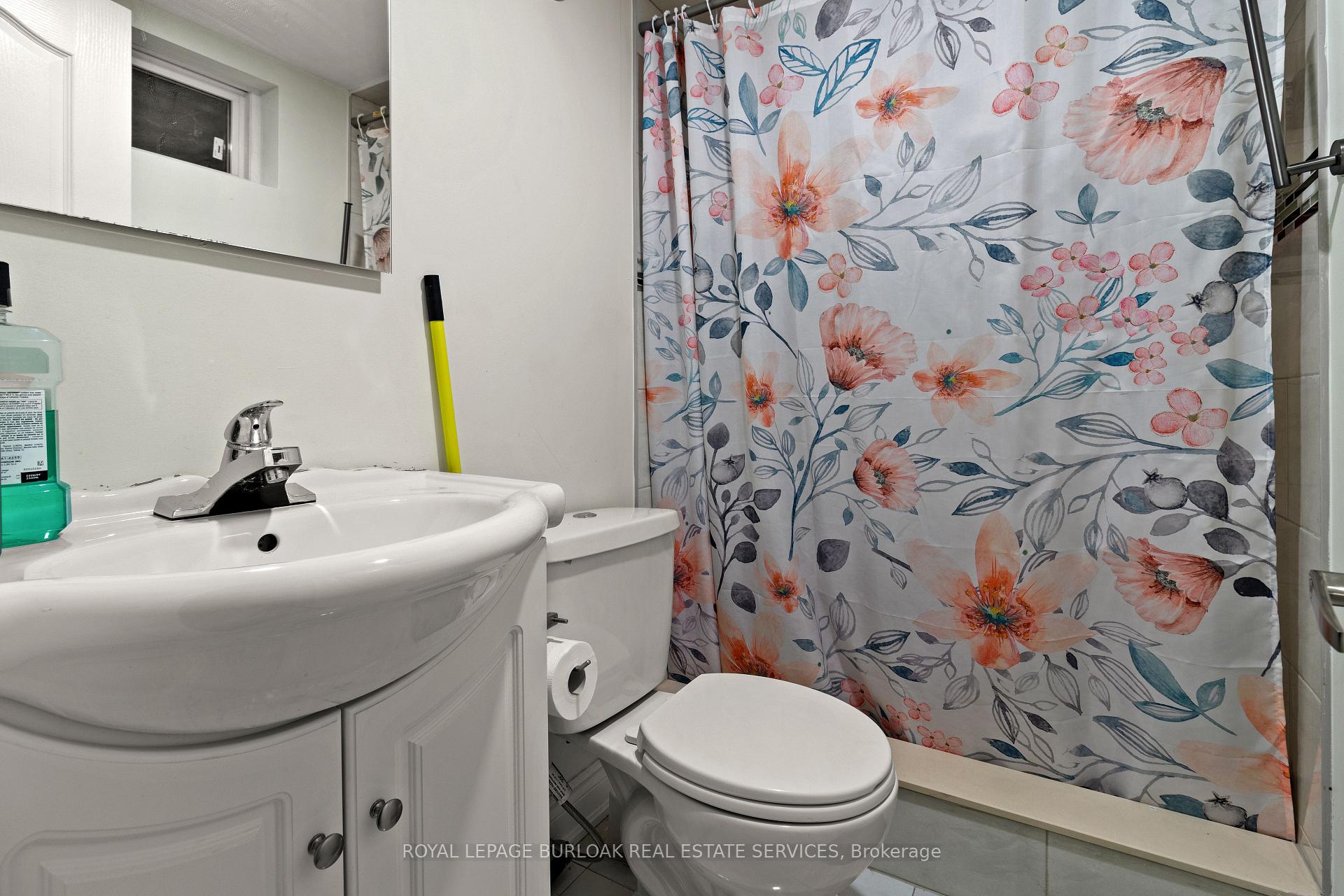 Photo 13 of Unit LOWER, 61 Goldfinch Road, Hamilton, Bruleville — HOMEH