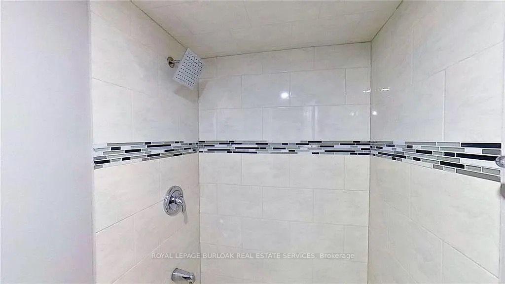Photo 14 of Unit LOWER, 61 Goldfinch Road, Hamilton, Bruleville — HOMEH
