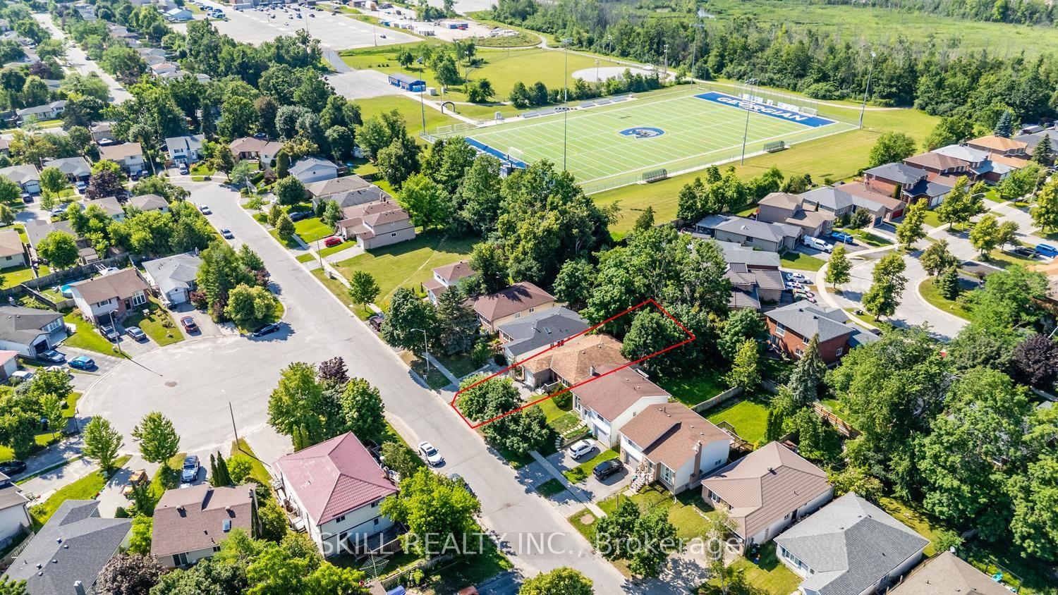 Photo 41 of 141 Hickling Trail, Barrie, Grove East — HOMEH